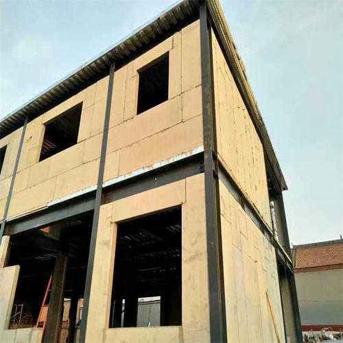 轻质建筑材料制造 轻集料混凝土板与蒸压加气混凝土条板的优势与应用